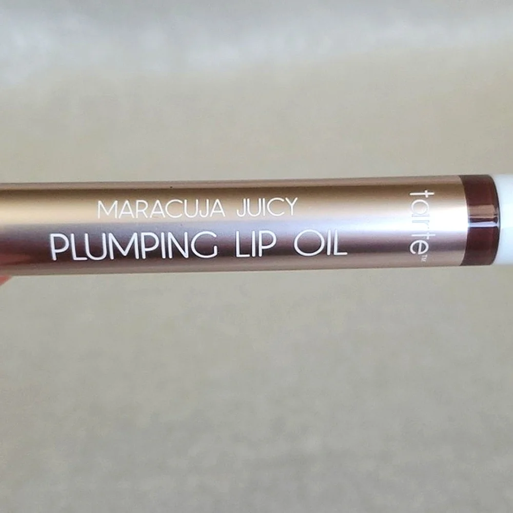 🆕️ TARTE Maracuja Juicy Plumping Lip Oil (CINNAMON)